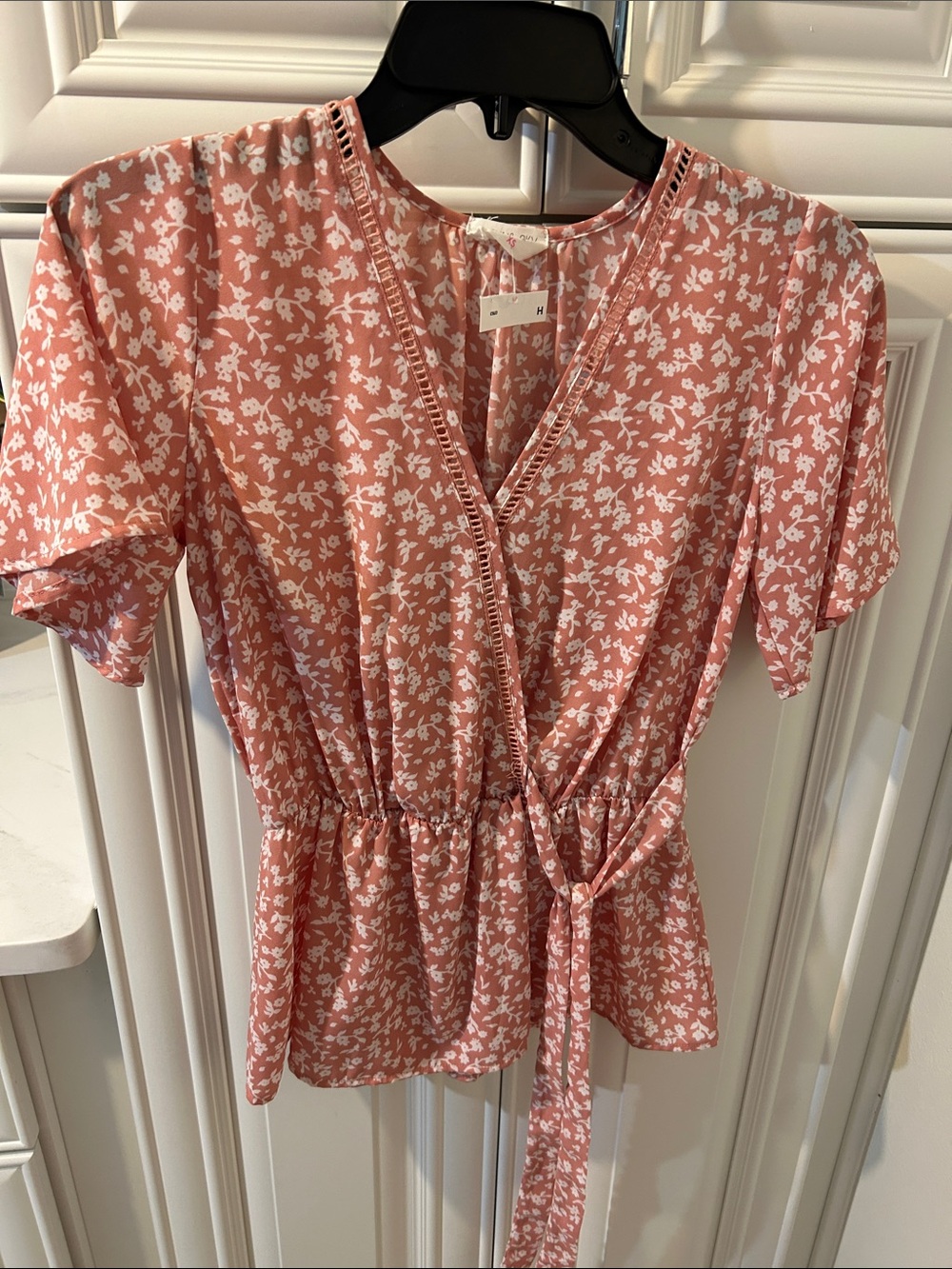 Pink Floral Tie-Waist V-Neck Women’s Blouse